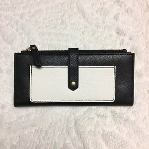 New Black & White Fossil Wallet